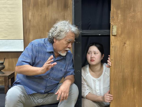 '모든 좌석이 R석'…소극장의 묘미 만끽하세요 썸네일 이미지