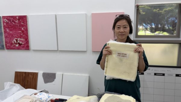 이현정 작가 개인전 ‘물:집’… 사적 서사로 읽어낸 국가 폭력의 기억 썸네일 이미지